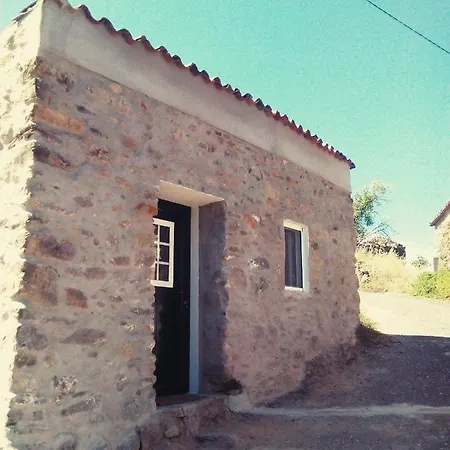 Palheiros Da Ribeira Guest House Pracana Cimeira Exterior photo