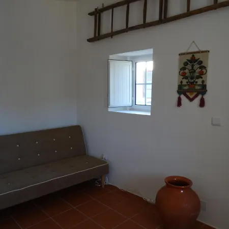 Palheiros Da Ribeira Guest House Pracana Cimeira Exterior photo