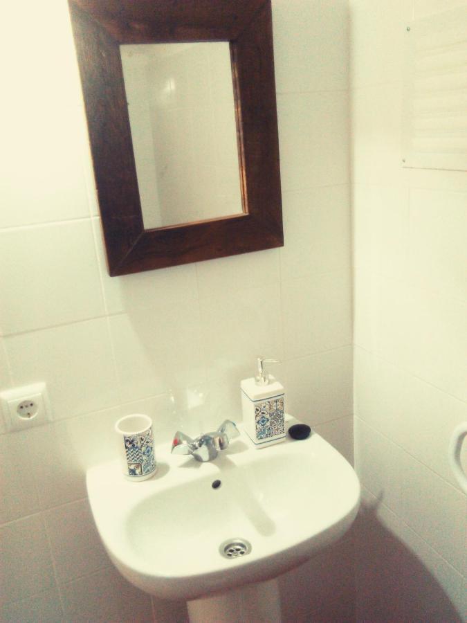 Palheiros Da Ribeira *